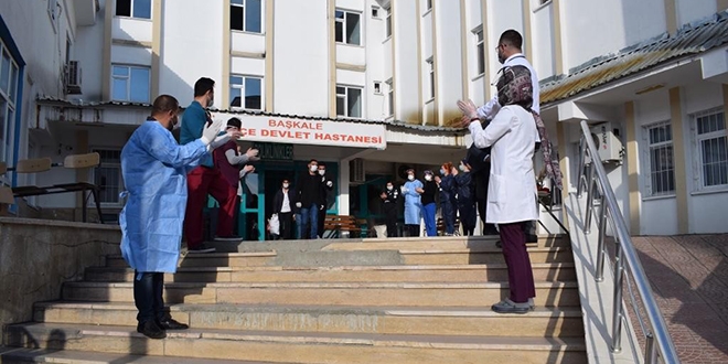 Muhtarın hastaları gizlediği mahalledeki pozitif vakalar iyileşiyor