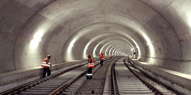 Baakehir-Kayaehir metro hattn Bakanlk yapacak