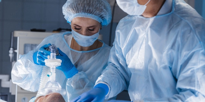 Koronavirüs savaşçıları: Anesteziyoloji ve Reanimasyon doktorları