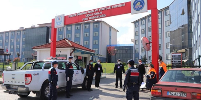Bartın'a 'kaçak' giren 11 kişiye karantina uygulaması