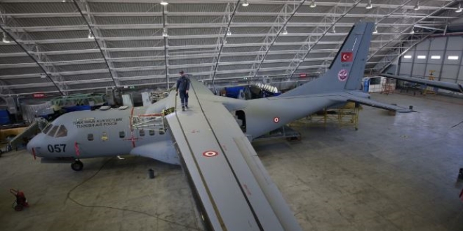 Askeri nakliye ve tanker uçakları göreve hazırlanıyor