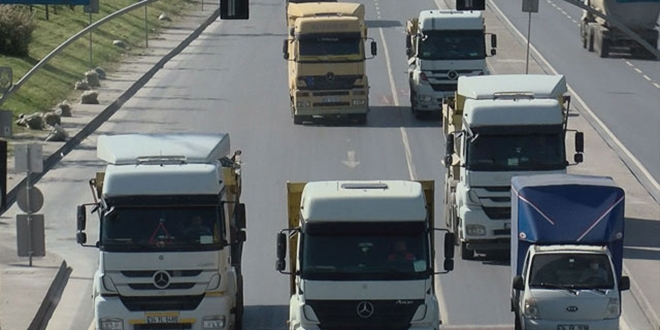 Sokağa çıkma kısıtlamasında İstanbul yolları onlara kaldı