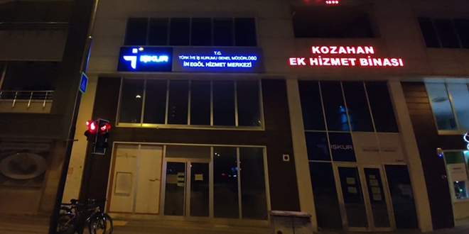 Bursa İŞKUR'da 8 memurun koronavirüs testi pozitif çıktı
