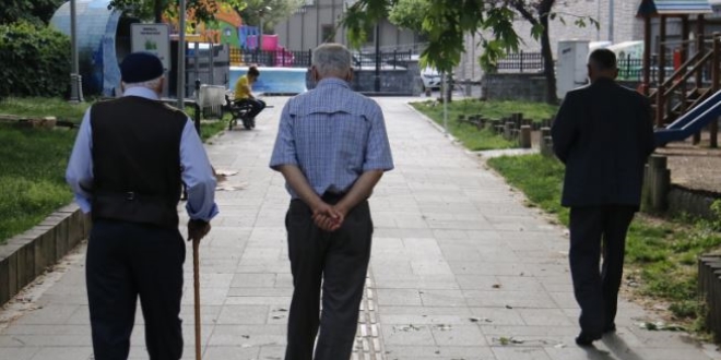 65 yaş üstü vatandaşların eve dönüş mutsuzluğu