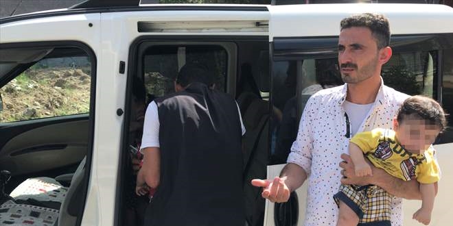 Adana'da eşinin terk ettiği koca üç çocuğuyla polise sığındı