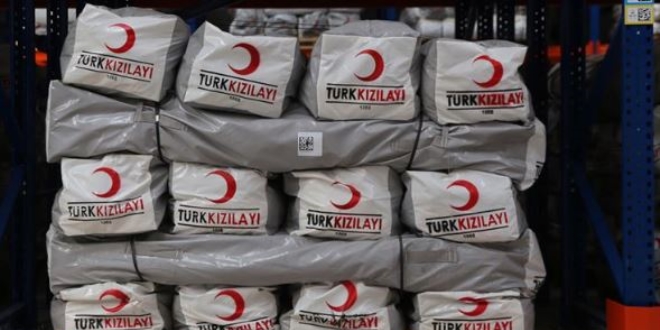 Türk Kızılayı için 7 saatte 15 milyon 600 bin lira toplandı