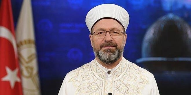 Diyanet İşleri Başkanı Erbaş 'Kadir Gecesi Özel' programında konuştu