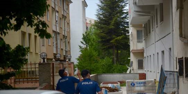 Eskişehir'de balkondan düşen çocuk hayatını kaybetti