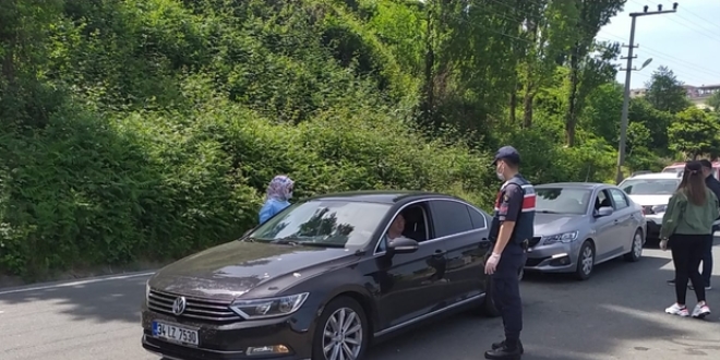 Rize dışındaki çay üreticileri kente gelmeye devam ediyor