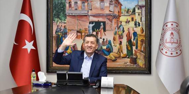 Bakan Selçuk salgın sonrası için ilk ziyaret sözünü verdi
