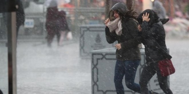 İç Anadolu Bölgesi'nde 4 il için fırtına uyarısı