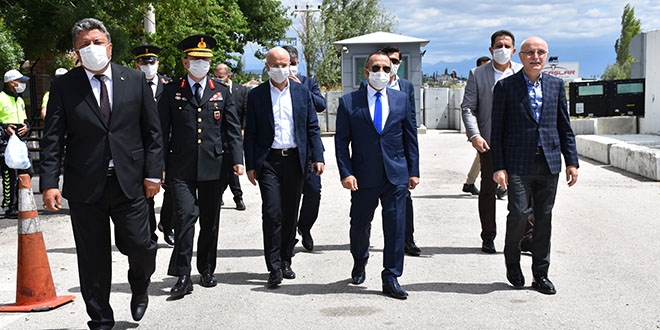 'Pandemi kontrol altına alındı ve trend aşağıya düşüyor'
