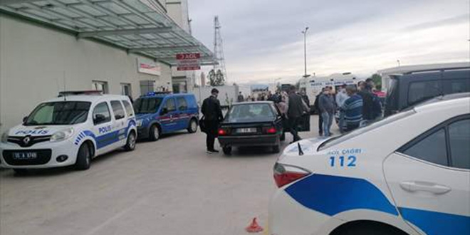Arazi kavgasında yeğenini bıçakladı: 1 ölü, 2 yaralı