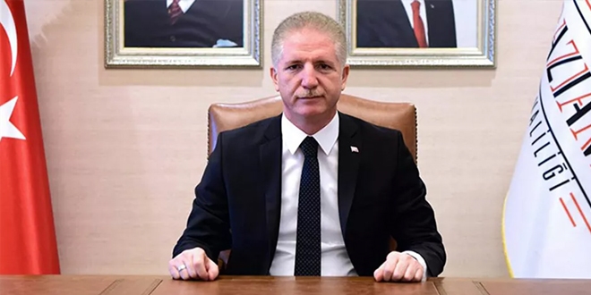 Vali Gül: Ailecek ekmek almaya gidenlere ceza kesilince serzenişte bulunmasınlar