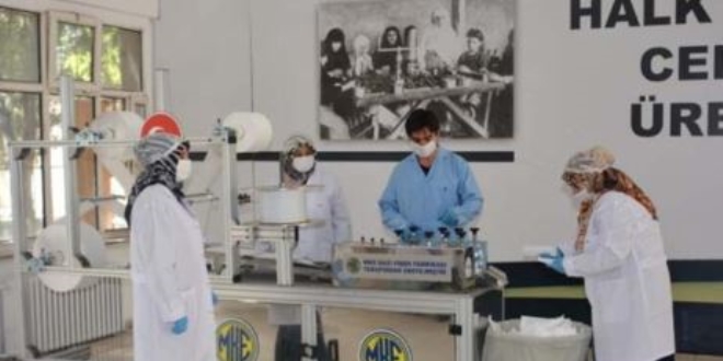 Kırıkkale'de günlük 3 milyon maske üretilecek