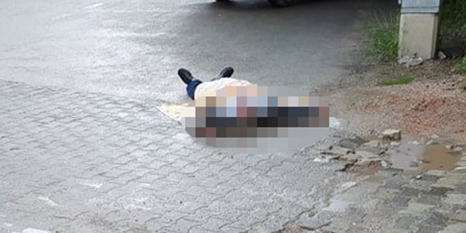 Sokak ortasında yürürken düşüp öldü