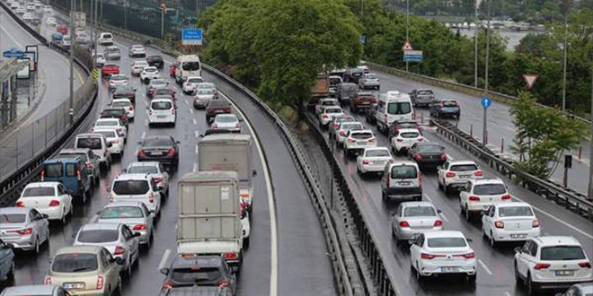 İstanbul'da trafik yoğunluğu yüzde 45'i geçti