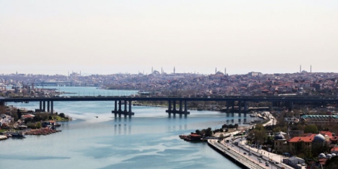 AK Parti'den 'Haliç' itirazı