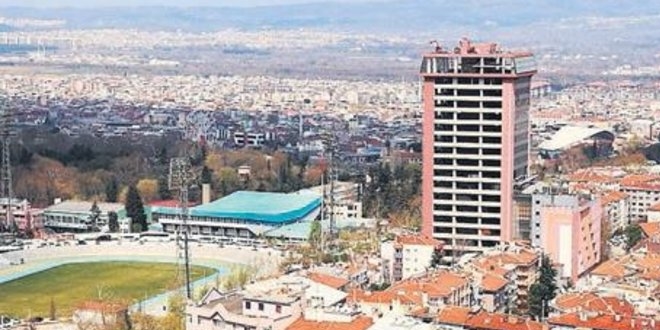 Ucube gökdelene tıraş... 20 katı traşlandı