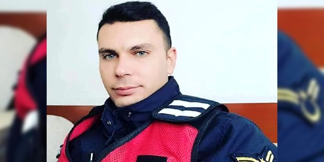 Trafik kazası geçiren astsubay hayatını kaybetti