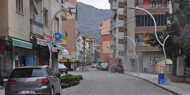 Bir ilimizde cadde ve sokaklarda maske takma zorunluluğu getirildi