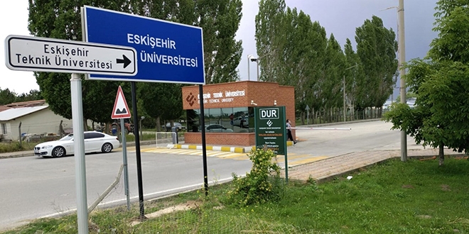 Üniversitede bir personelde koronavirüs tespit edildi
