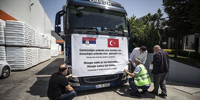Erdoğan'ın talimatıyla bir ülkeye daha tıbbi yardım gönderildi
