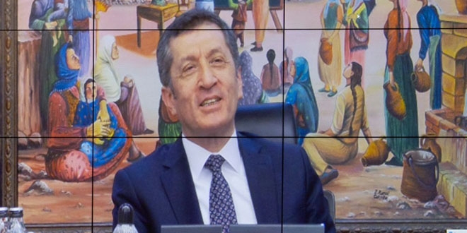 Bakan Selçuk: Uzaktan eğitim sürecindeki başarı tüm ekibin
