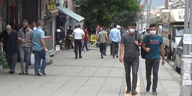 Vaka sayıları artan Muş'ta maske zorunluluğu getirildi