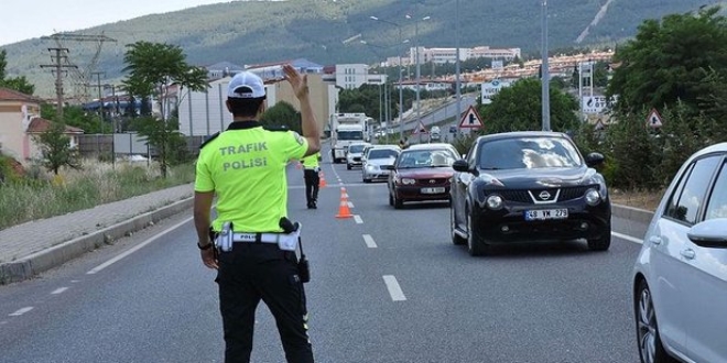 Kazalar artt, Emniyet bu hafta sonu youn hz denetim yapacak