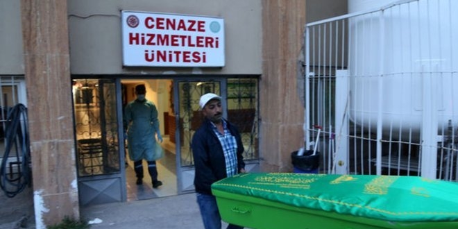 Av tüfeğiyle oynarken kendini vuran çocuk hayatını kaybetti