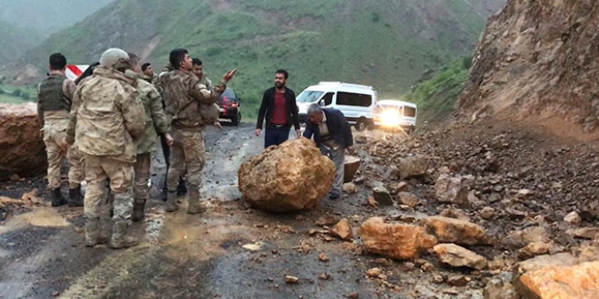 1 güvenlik korucusu hayatını kaybetti, 18 kişi yaralandı