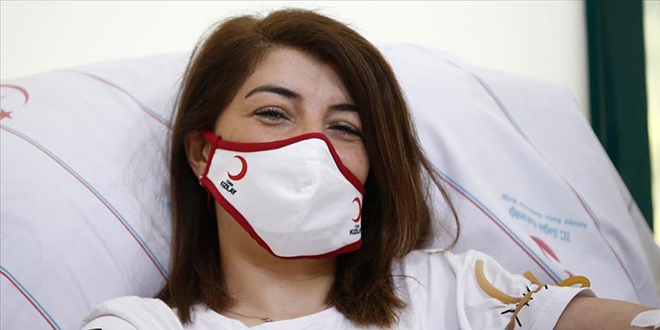 Yasemin Hemşire kök hücre bağışıyla bir çocuğa umut oldu
