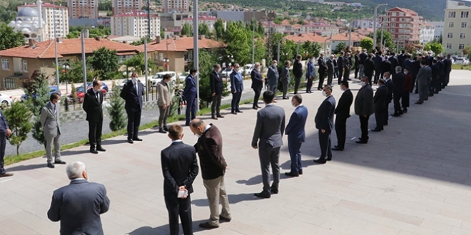 Taşrada, yeni atanan Vali böyle karşılanır