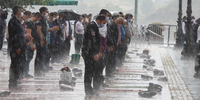 Ankara'da Cuma namaz byle klnd