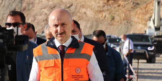 Bakan Karaismailoğlu: Cudi Dağları'nı tüneller ve viyadüklerle deldik
