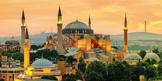 Yusuf Halaçoğlu: Ayasofya sahtekarlıkla müze yapıldı
