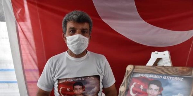 Diyarbakır'da evlat nöbetindeki 'babalar'ın hüzünlü günü
