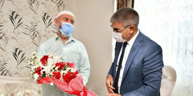 81 ilde şehit babası ve gazilere 'Babalar Günü' ziyareti
