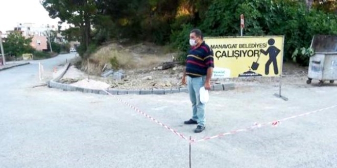 Kaldırım çalışmasına itiraz etti, öğrendiği gerçekle şoke oldu