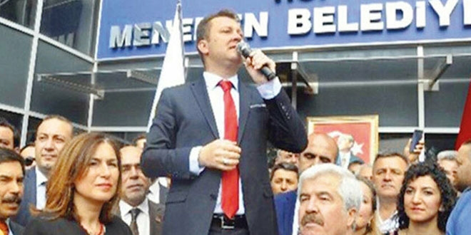 CHP'li Belediye Başkanına örgüt propagandası yapmaktan fezleke