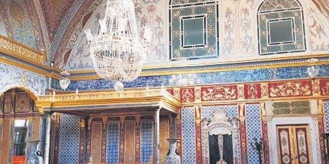 Topkapı'da restorasyon rezaleti: Soruşturma açıldı
