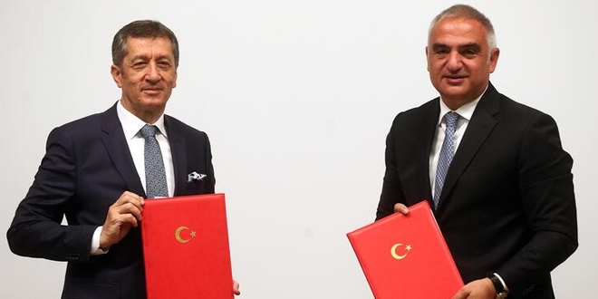 MEB ile Turizm Bakanlığı arasında 'sanat eğitimi' protokolü