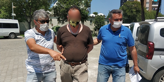Adliyede savcıya hakaret iddiasına gözaltı