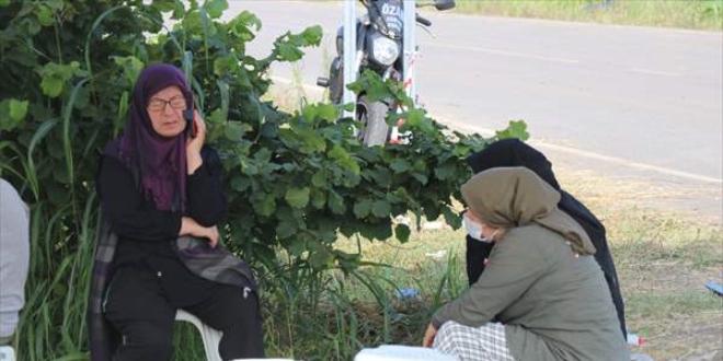Patlamada yakınlarından haber alamayan ailelerin bekleyişi sürüyor