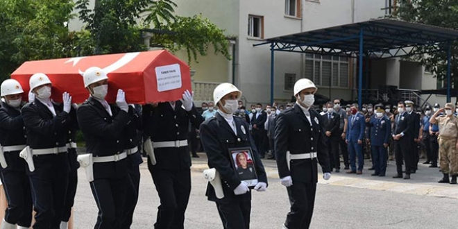 Polis memuru 5 aydır tedavi gördüğü hastanede şehit oldu