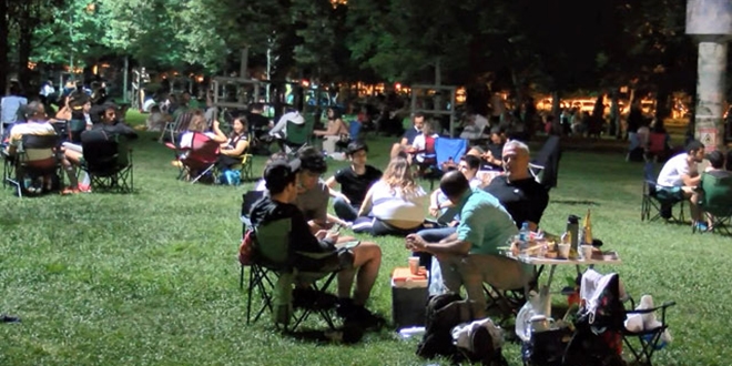 Manzara değişmedi! Maskesiz ve sosyal mesafesiz hafta sonu yoğunluğu