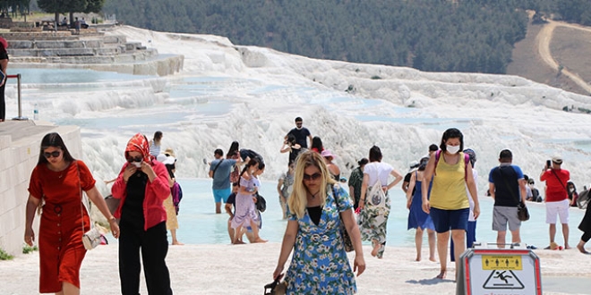 Pamukkale'de hafta sonu younluu