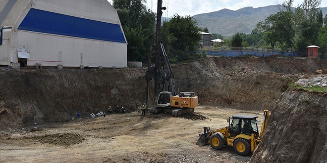 Hakkari'ye 1000 kiilik renci yurdu yaplyor