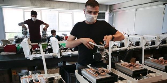 Solunum cihazı üretiminde durmak yok